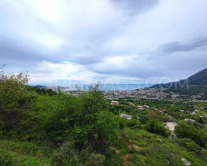 immobilien-zum-verkauf-in-montenegro-mit-meerblick