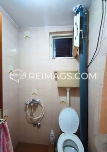 Haus in Bar, Montenegro mit Meerblick im Wald