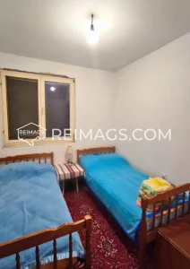 Haus in Bar, Montenegro mit Meerblick im Wald