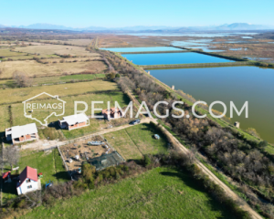 Land plot near the river within walking distance - Serene riverside property in Ulcinj