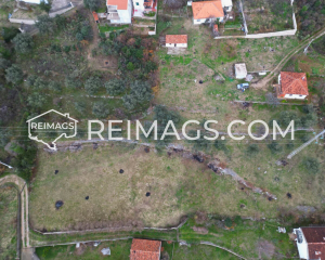 Large real estate plot with an old house in Dobre Vode, Montenegro, for sale