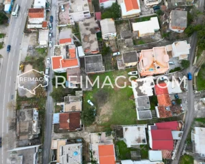 Real estate - Flat and green land in good shape in Sutomore, Montenegro.