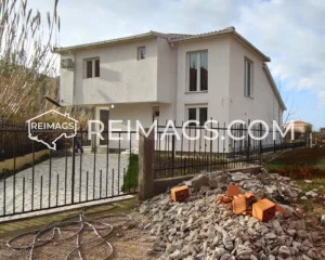 Real estate in Bar, Montenegro, house with pool