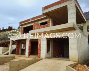 Immobilien zum Verkauf in Dobre Vode, Montenegro mit Meerblick