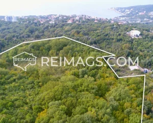Land with sea and Utjeha view outside the city, tranquil location - Montenegro real estate