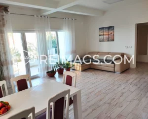 Large house with garden for sale in Bar, Montenegro