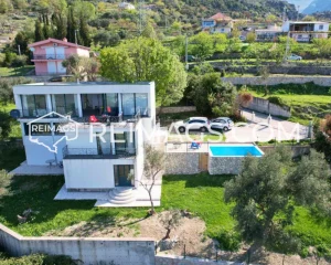 Immobilien in Stari Bar mit Meerblick