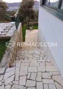 Immobilien in Stari Bar mit Meerblick