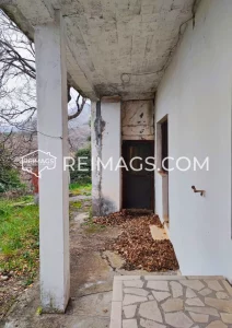 Immobilienverkauf-in-Wassernähe-Montenegro