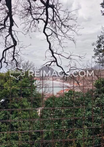 Immobilienverkauf-in-Wassernähe-Montenegro