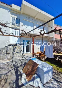 Immobilien zum Verkauf in Montenegro mit Meerblick