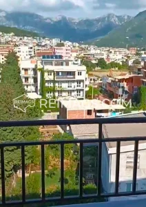 Immobilien zum Verkauf am Meer in Bar, Montenegro