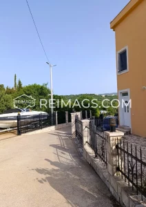 immobilien-zum-verkauf-in-montenegro-mit-meerblick