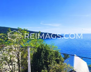 immobilien-zum-verkauf-in-montenegro-mit-meerblick