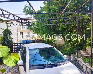 immobilien-zum-verkauf-in-montenegro-mit-meerblick