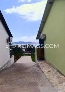 immobilien-zum-verkauf-in-bar-montenegro-mit-meerblick