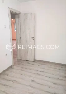 haus-kaufen-bar-polje-montenegro-blick-auf-die-berge-