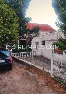 immobilien-zum-verkauf-in-montenegro-mit-meerblick