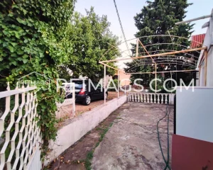 immobilien-zum-verkauf-in-montenegro-mit-meerblick